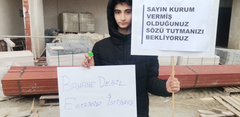 Kentsel Dönüşüm Mağdurları Gittikleri Belediyeden Kovuldu
