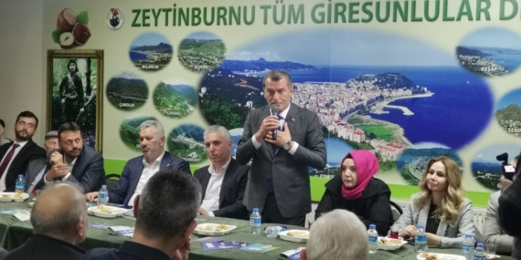 AK Parti’nin ziyaret ettiği dernekte kavga çıktı
