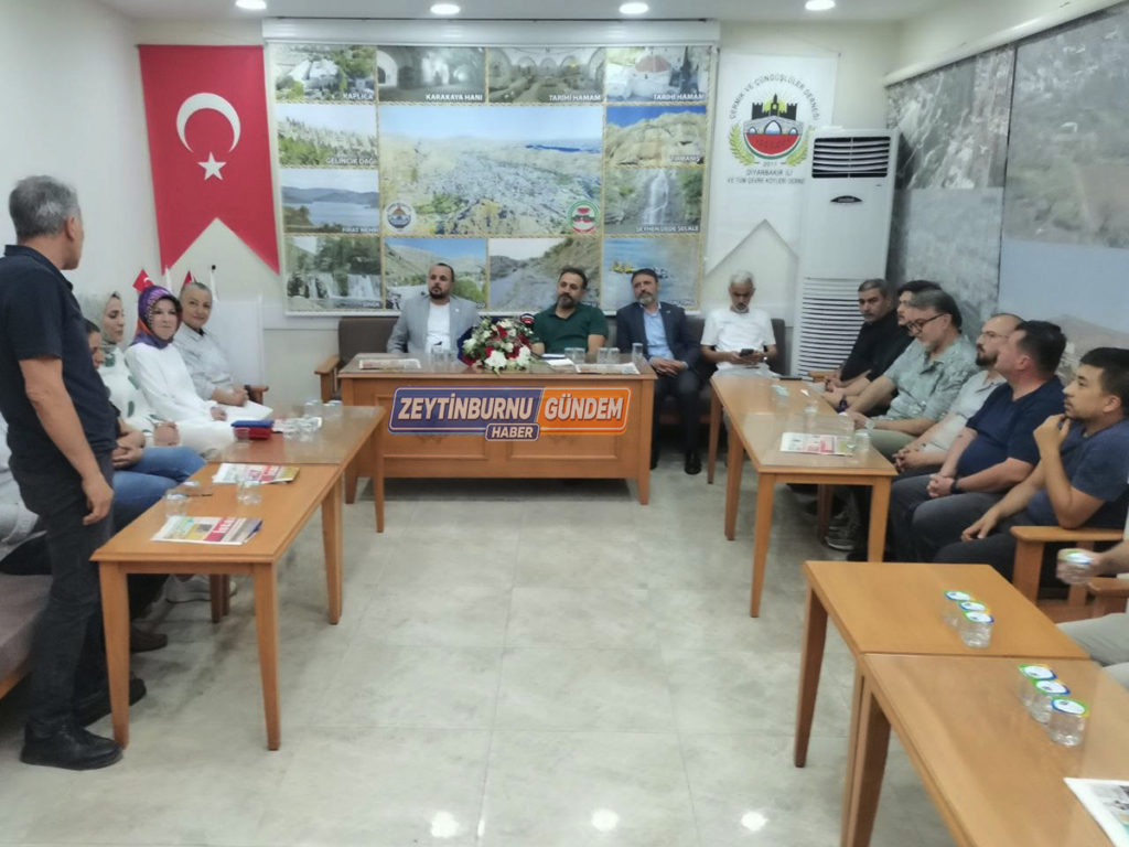 Anahtar Parti Zeytinburnu Teşkilatından Çermik ve Çüngüş Derneğine Ziyaret