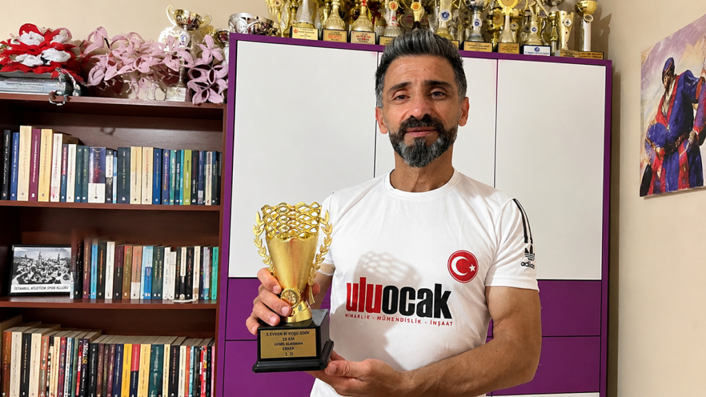 Zeytinburnu’nun İstanbul Atletizm Spor Kulübü Başarıdan Başarıya Koşuyor