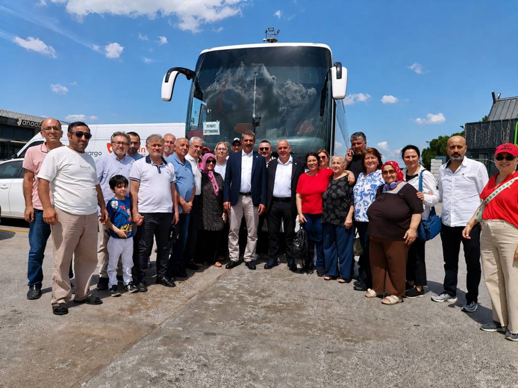 İYİ Parti Zeytinburnu Teşkilatı Balıkesir Mitingi İçin Yola Çıktı