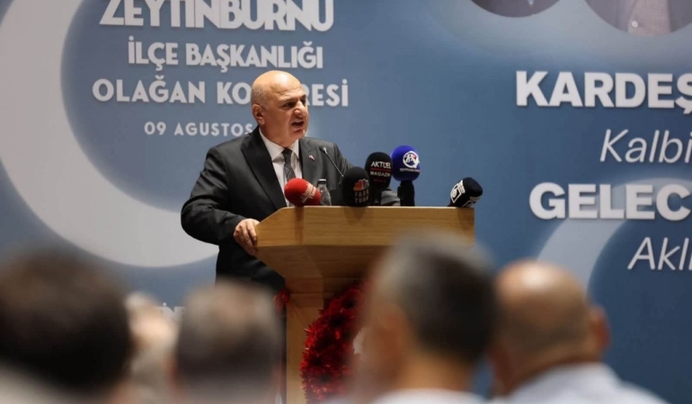 MHP Zeytinburnu’nda Mustafa Sönmezoğlu Yeniden Başkan! 354 Oy Aldı