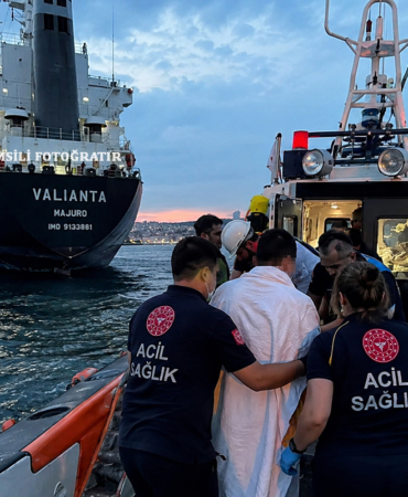 ZEYTİNBURNU AÇIKLARINDA GEMİDE ALARM!
