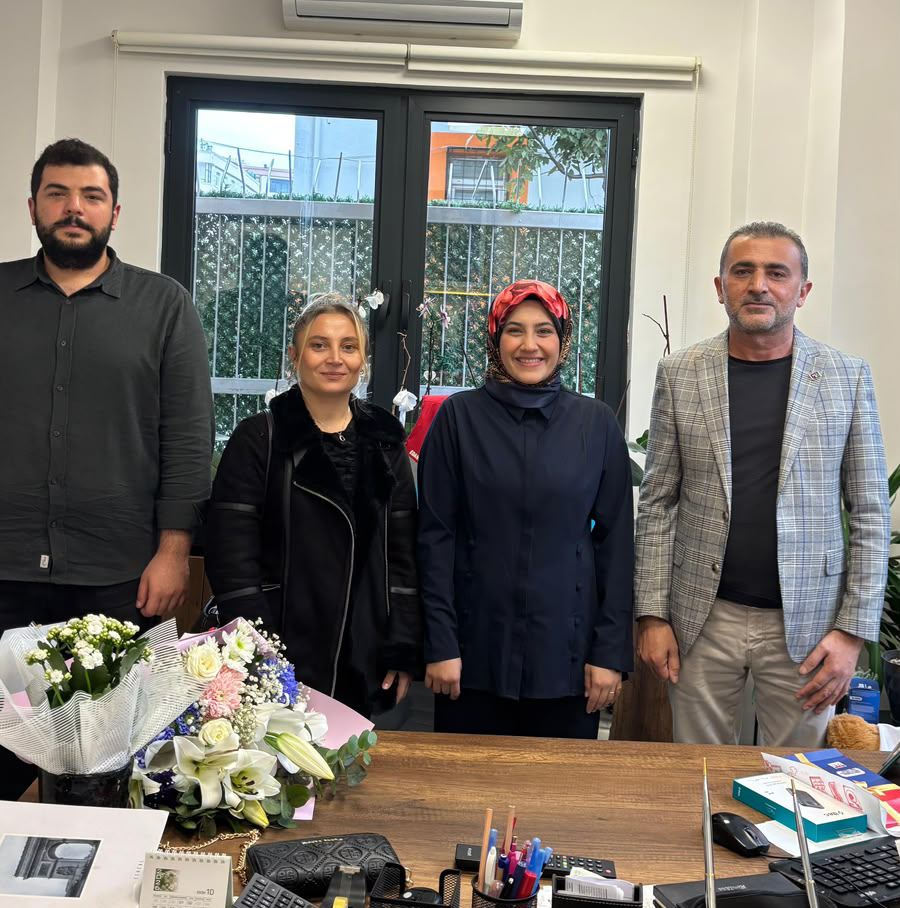 Anahtar Parti Zeytinburnu İlçe Teşkilatından Muhtarlara 19 Ekim Ziyareti