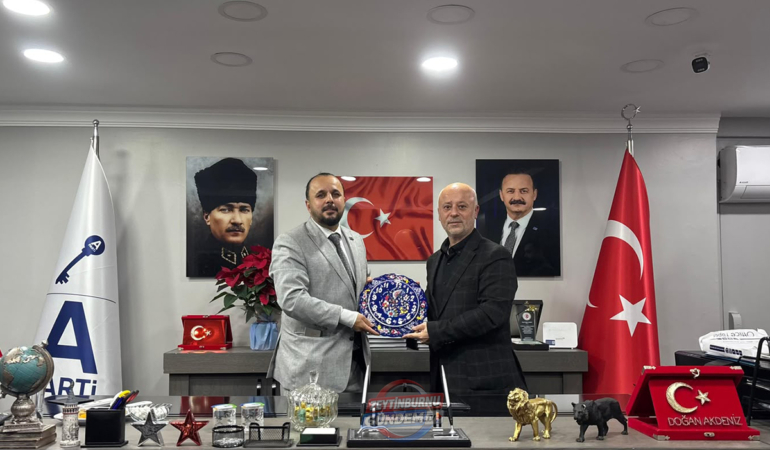 Anahtar Parti Zeytinburnu İlçe Başkanı Doğan Akdeniz, Şanlıurfalılar Derneği’ni Ağırladı